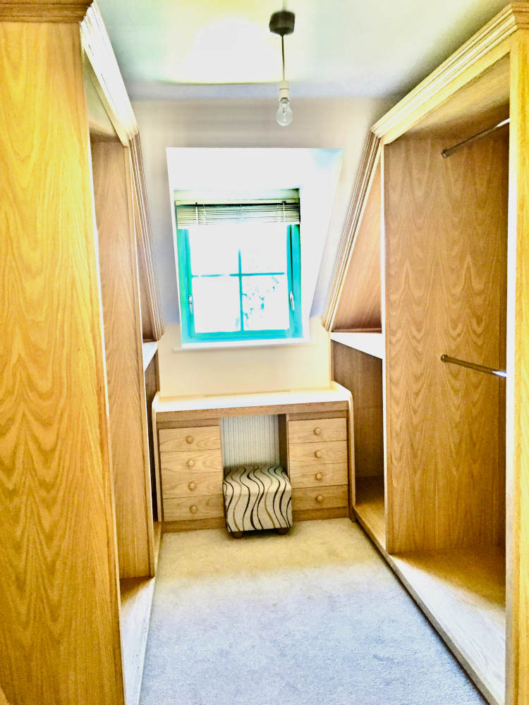 Fitted Wardrobes Plymouth - Built In Oak Wardrobe With Vanity Table - James Hewitt Furniture By Design